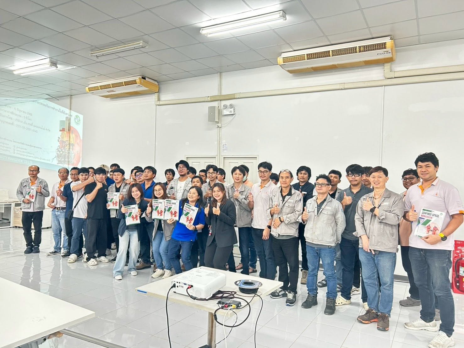 หลักสูตรทบทวนการทำงานในที่อับอากาศ6